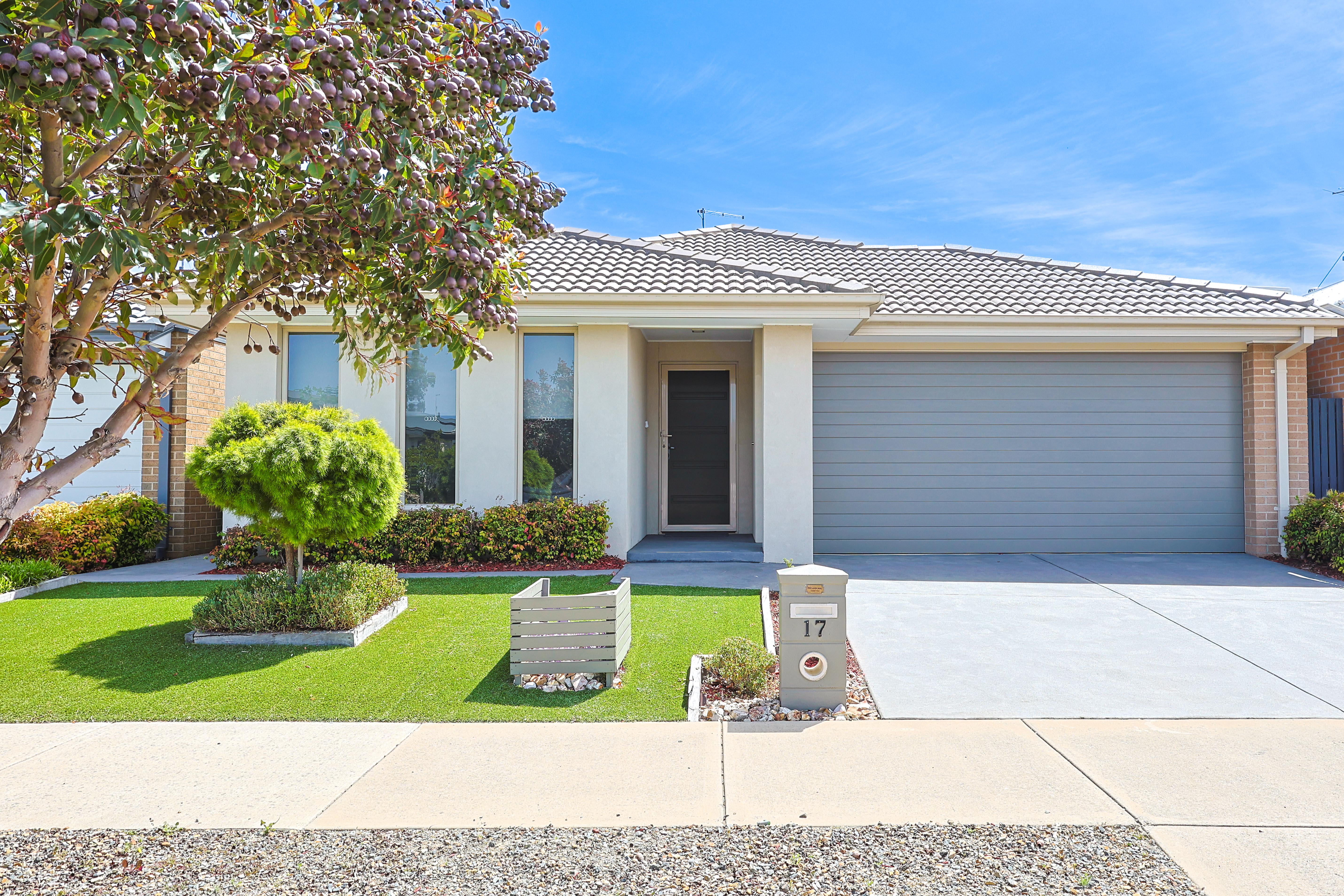 17 Neville Drive, ARMSTRONG CREEK