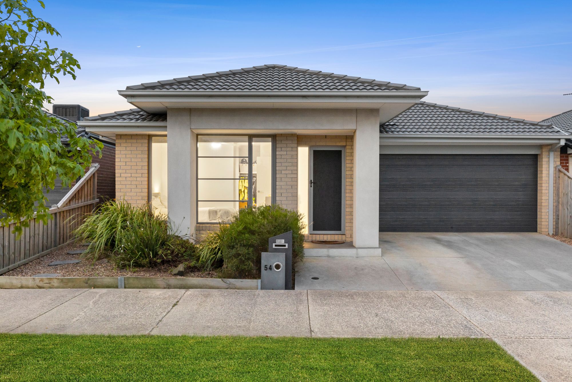 54 Precinct Road, CHARLEMONT