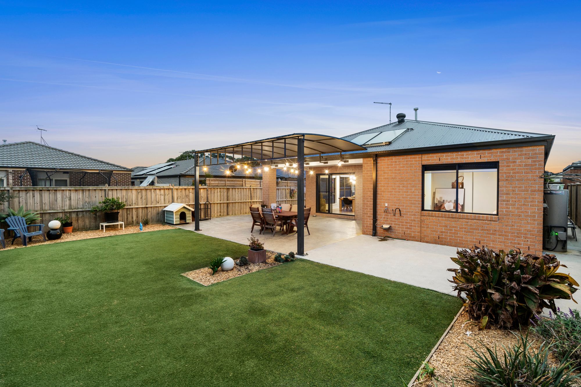 6 Sandor Terrace, CHARLEMONT